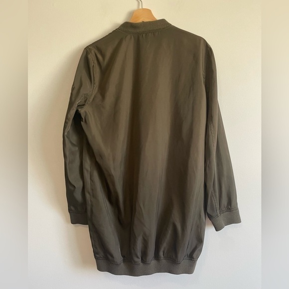Olive  Bomber Jacket- Size Large - Picture 5 of 9